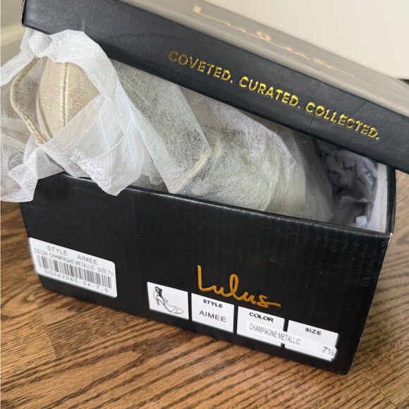 Aimee Champagne Metallic Lace-Up Heels (7.5) - New - Picture 8 of 8